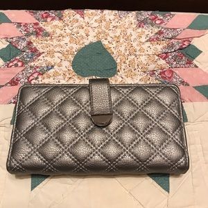 Silver billfold